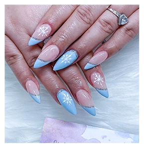 manicure service